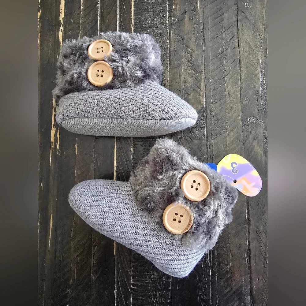 Baby Girls Winter Booties Crib Shoe Boots Size 3 9-12 Months Faux Fur